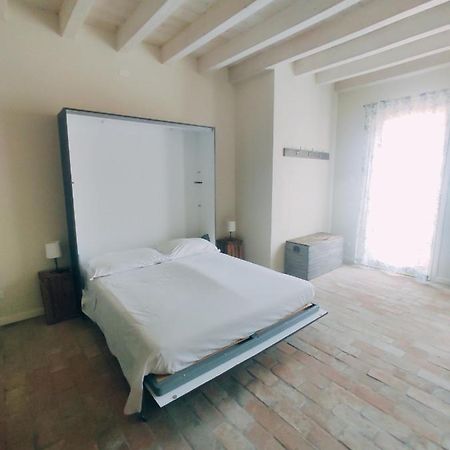 La Casa Di Paolina - Affitti Brevi Apartment Desenzano del Garda Bagian luar foto