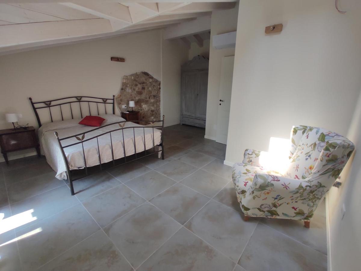 La Casa Di Paolina - Affitti Brevi Apartment Desenzano del Garda Bagian luar foto